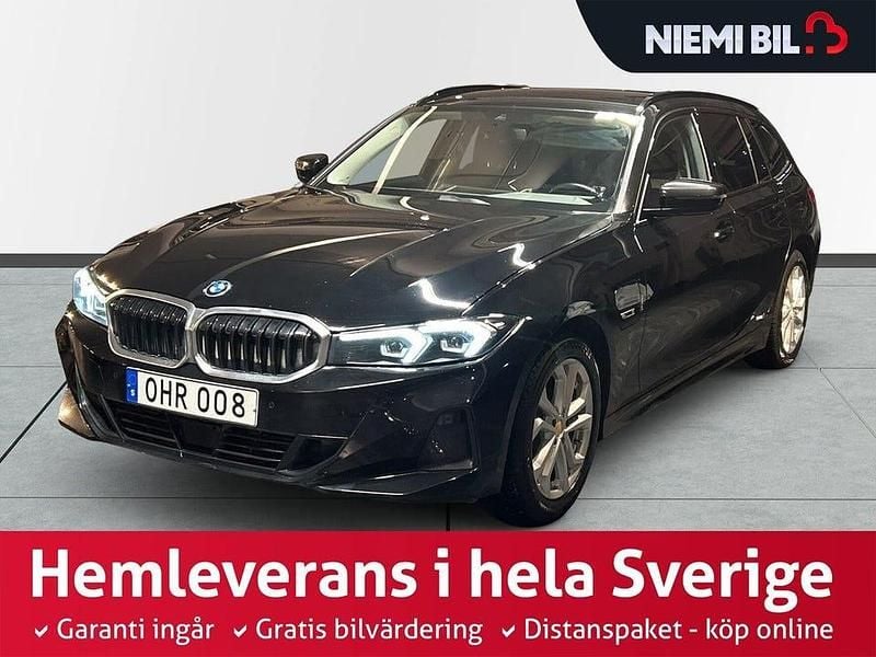 Svart Begagnad 2023 BMW 330 Kombi | 339 900 kr - Bild 1/3