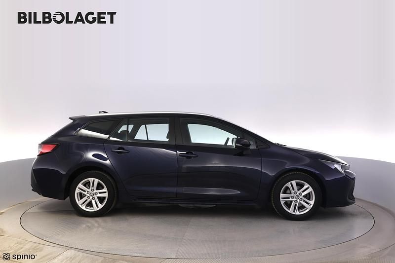 Begagnad Toyota Corolla 124 HK (91 kW) 2021 Blå Kombi