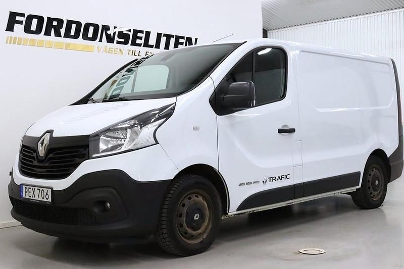 Vit Begagnad 2017 Renault Trafic Van | 69 900 kr (Superpris) - Bild 1/4