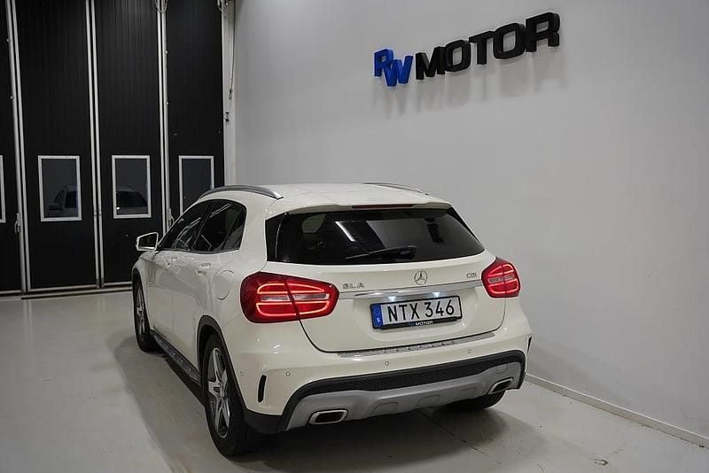 Begagnad Mercedes GLA180 AMG 109 HK (80 kW) 2015 Vit SUV