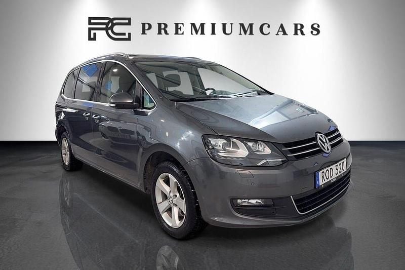 Begagnad VW Sharan 140 HK (102 kW) 2015 Grå Minibuss