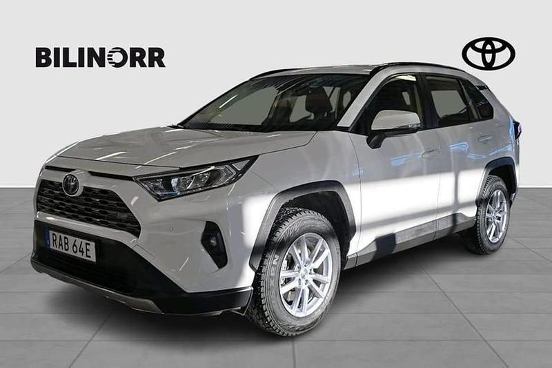 Begagnad Toyota RAV4 Hybrid Active 224 HK (164 kW) 2023 Vit SUV