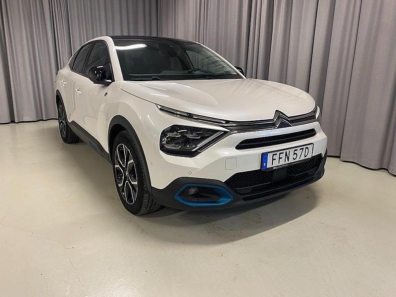 Vit Begagnad 2022 Citroën C4 X Exclusive SUV | 224 700 kr (Superpris) - Bild 1/4