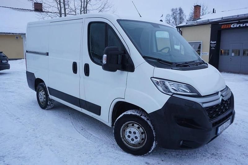 Vit Begagnad 2021 Citroën Jumper Minibuss | 159 900 kr (Bra pris) - Bild 1/4