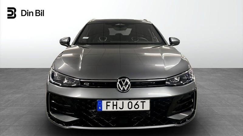 Begagnad VW Passat R-line 177 HK (130 kW) 2025 Mörkgrå Kombi