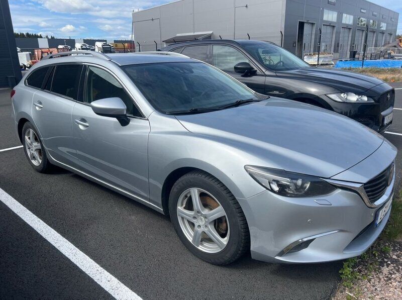 Grå Begagnad 2015 Mazda 6 Kombi | 129 500 kr (Lite dyr) - Bild 1/4