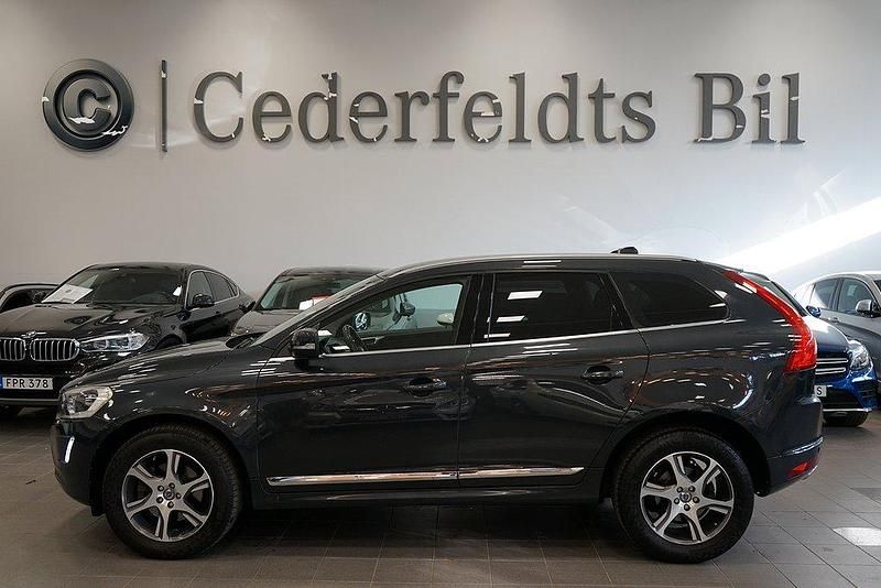Grå Begagnad 2014 Volvo XC60 Summum SUV | 159 900 kr (Marknadspris) - Bild 1/4