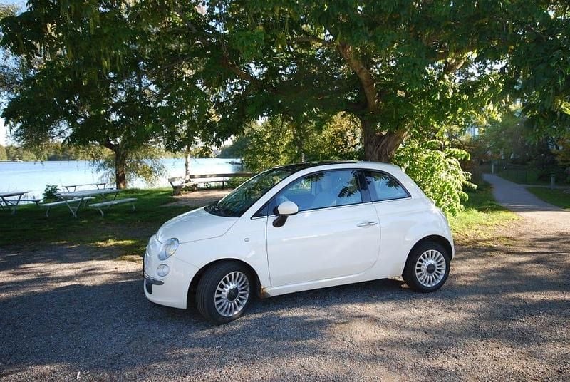 Begagnad 2009 Fiat 500 Halvkombi | 39 000 kr (Marknadspris) - Bild 1/4