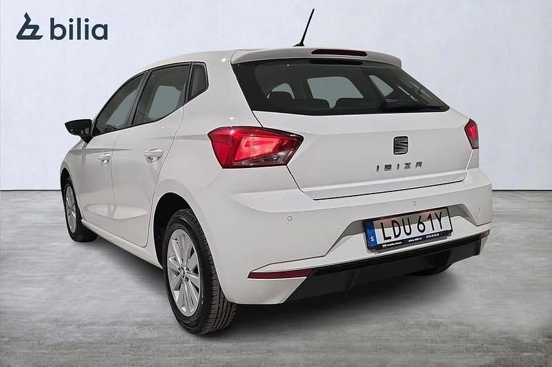 Begagnad Seat Ibiza Style 95 HK (69 kW) 2021 Vit Halvkombi
