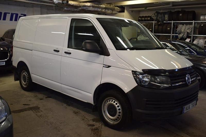 Begagnad VW T6 S 140 HK (102 kW) 2016 Vit Van