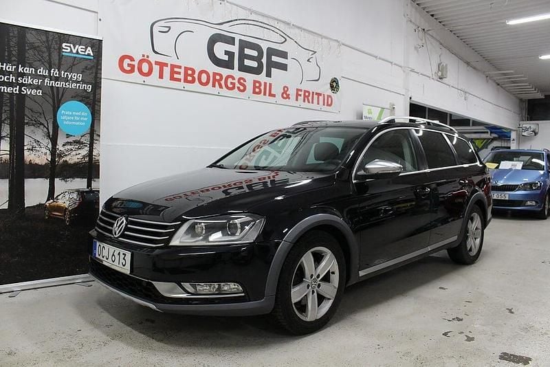 Svart Begagnad 2013 VW Passat Alltrack Kombi | 99 900 kr (Marknadspris) - Bild 1/4