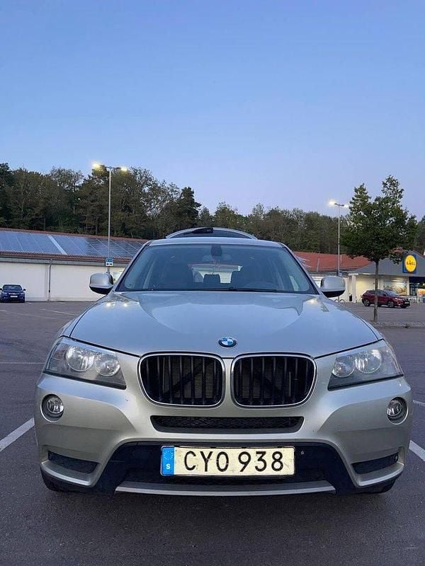 Brun Begagnad 2011 BMW X3 SUV | 110 000 kr (Marknadspris) - Bild 1/4
