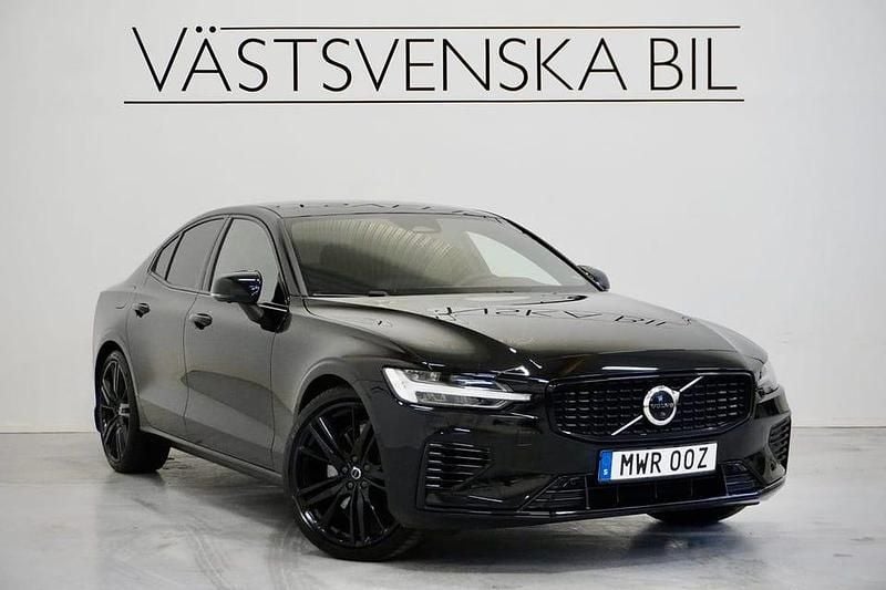 Begagnad 2023 Volvo S60 Plus Sedan | 409 000 kr (Bra pris) - Bild 1/4