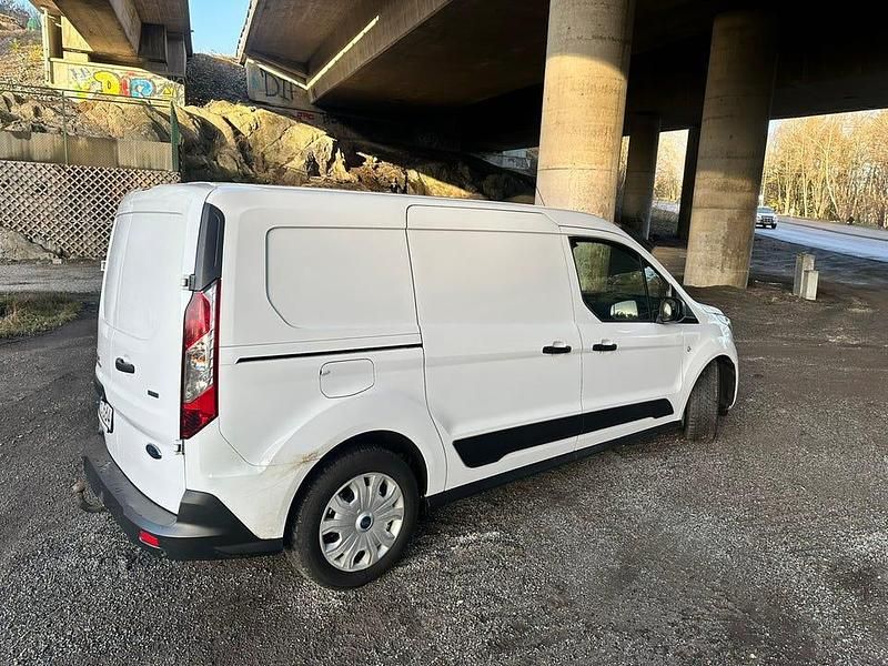 Begagnad Ford Transit Connect 100 HK (73 kW) 2019 Minibuss