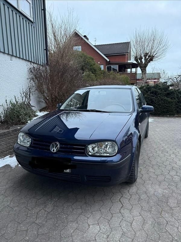 Begagnad 2001 VW Golf IV Halvkombi | 20 995 kr (Marknadspris) - Bild 1/3