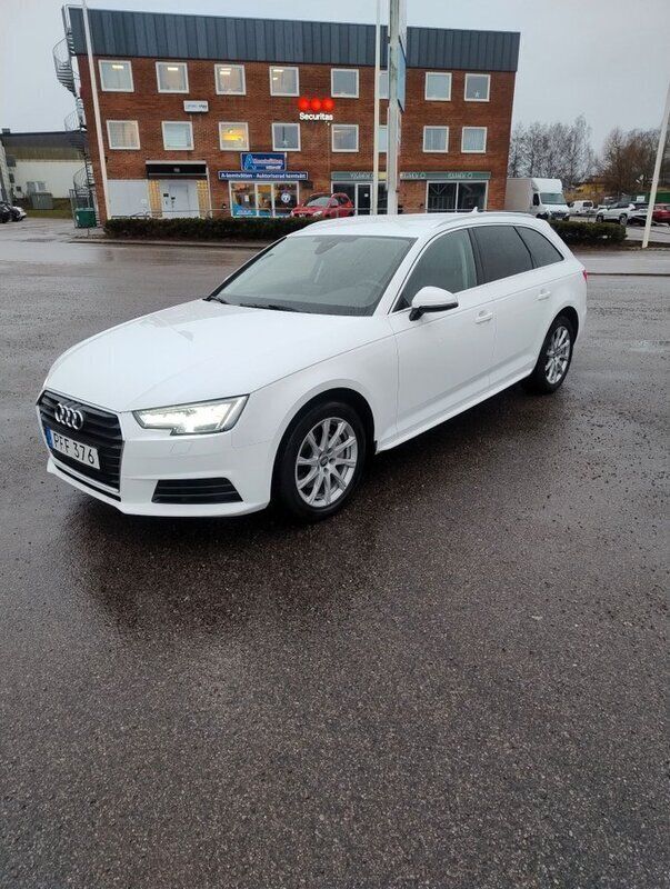 Vit Begagnad 2017 Audi A4 Proline Kombi | 147 900 kr (Marknadspris) - Bild 1/4