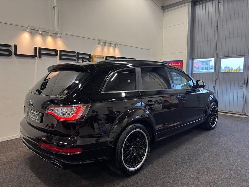 Begagnad Audi Q7 Design 500 HK (367 kW) 2011 Svart SUV