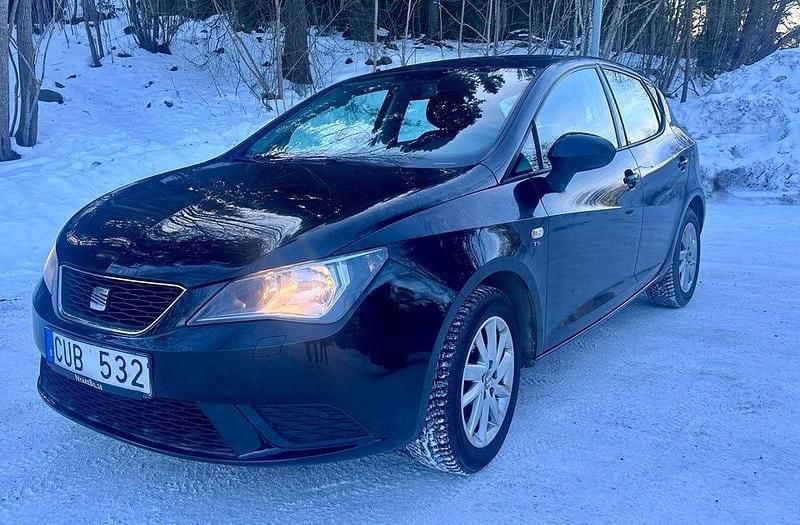 Begagnad Seat Ibiza 105 HK (77 kW) 2013