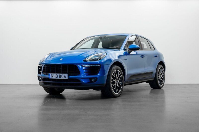 Blå Begagnad 2016 Porsche Macan S SUV | 359 000 kr (Lite dyr) - Bild 1/4