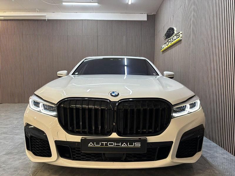 Begagnad BMW 750L 400 HK (294 kW) 2017 Vit Sedan