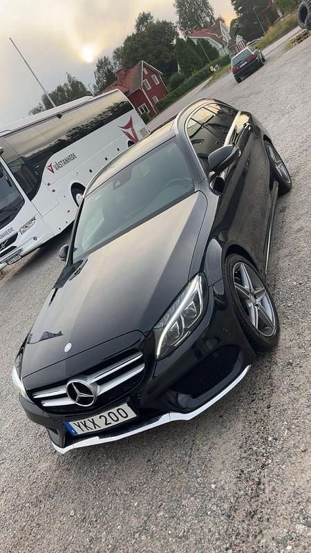 Begagnad 2017 Mercedes C220 Kombi | 208 000 kr (Marknadspris) - Bild 1/3
