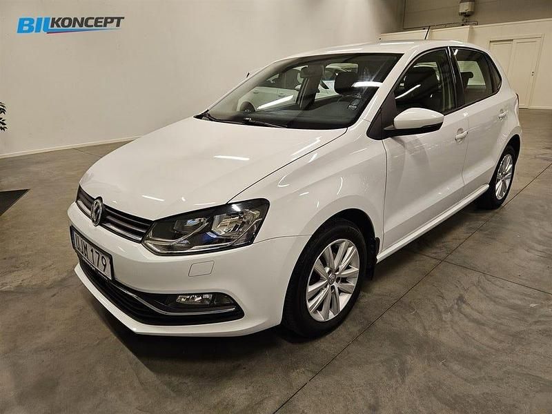 Vit Begagnad 2014 VW Polo Halvkombi | 79 900 kr (Marknadspris) - Bild 1/4