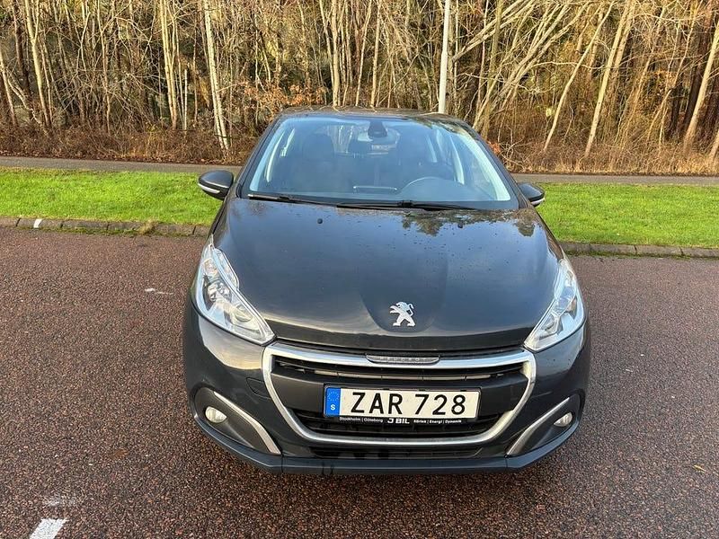 Begagnad Peugeot 208 82 HK (60 kW) 2017 Halvkombi