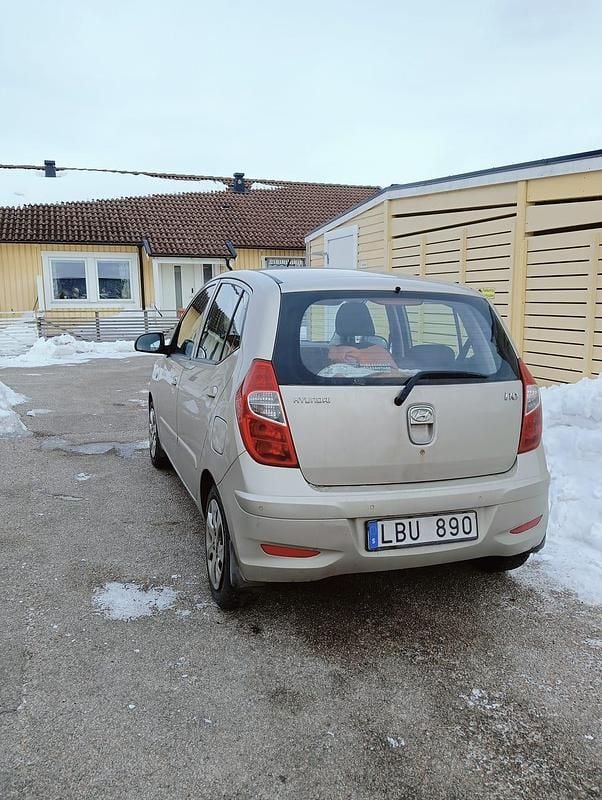 Begagnad Hyundai i10 69 HK (50 kW) 2012 Halvkombi
