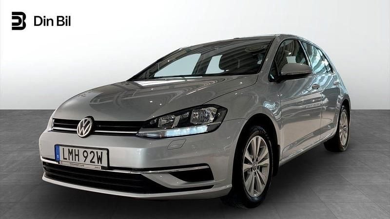 Silver Begagnad 2019 VW Golf VII Halvkombi | 169 900 kr (Bra pris) - Bild 1/4