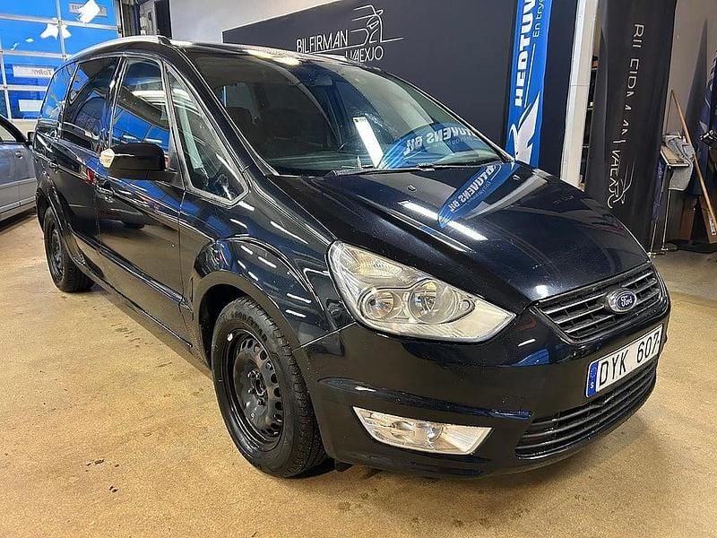 Svart Begagnad 2010 Ford Galaxy Minibuss | 70 000 kr (Lite dyr) - Bild 1/4