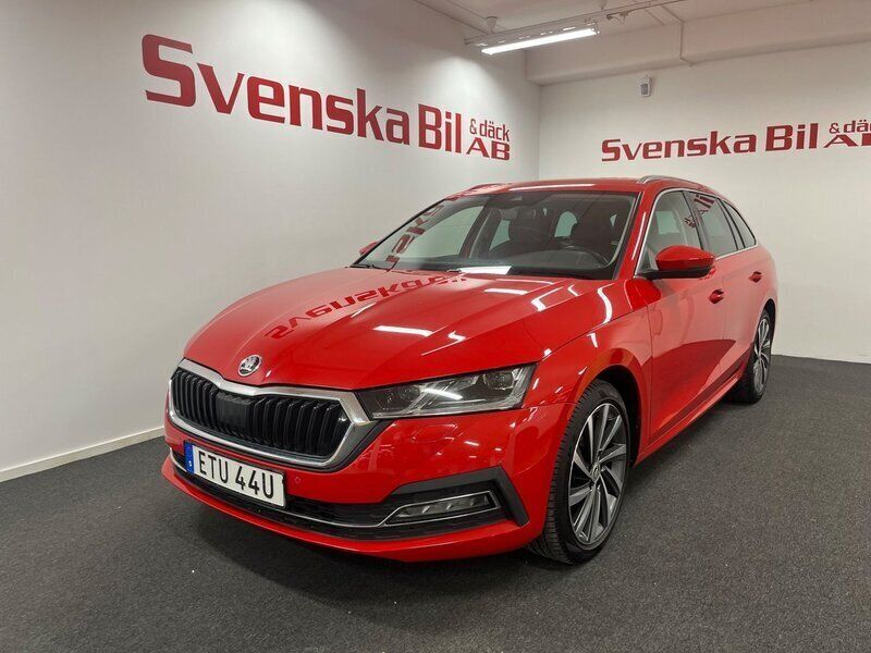Röd Begagnad 2020 Skoda Octavia Style Kombi | 199 000 kr (Dyr) - Bild 1/4