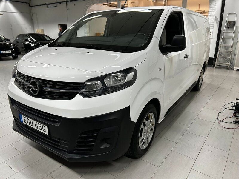 Vit Begagnad 2020 Opel Vivaro Van | 218 750 kr - Bild 1/4