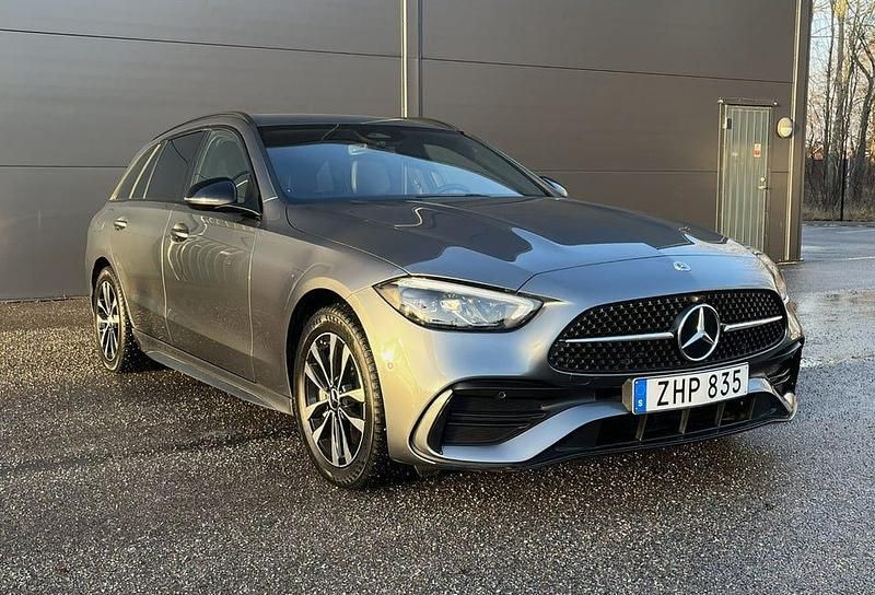 Begagnad Mercedes C300 AMG 313 HK (230 kW) 2022 Grå Kombi