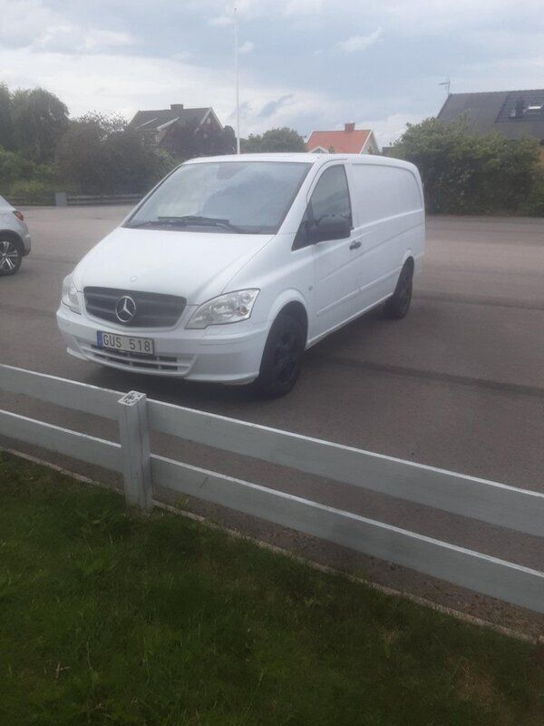 Vit Begagnad 2012 Mercedes Vito Minibuss | 69 000 kr (Marknadspris) - Bild 1/4