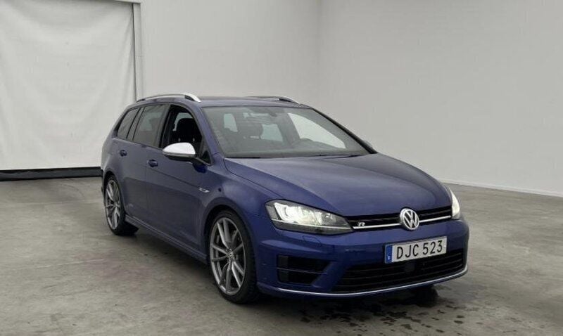 Blå Begagnad 2015 VW Golf VII R Kombi | 199 000 kr (Bra pris) - Bild 1/4