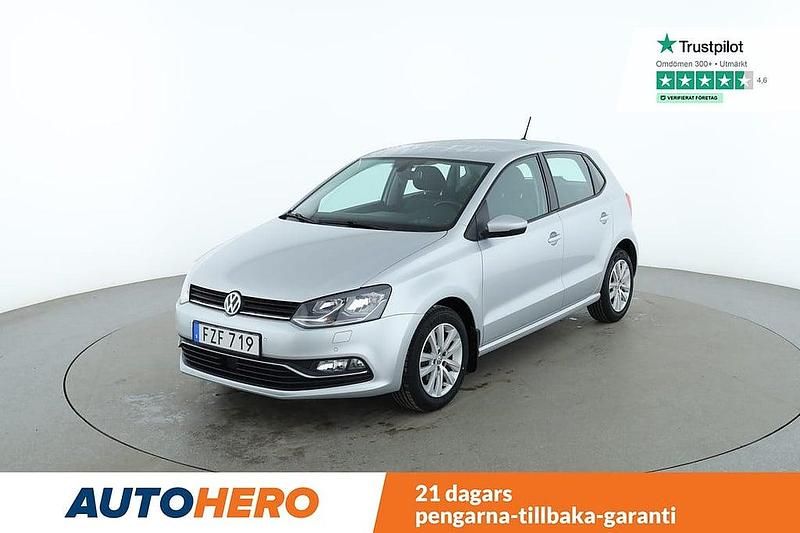 Silver Begagnad 2016 VW Polo Halvkombi | 125 000 kr (Marknadspris) - Bild 1/4