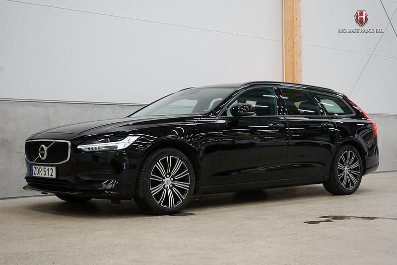 Begagnad Volvo V90 190 HK (139 kW) 2018 Svart Kombi