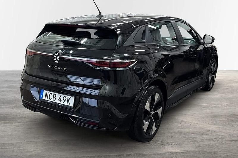 Begagnad Renault Mégane IV Equilibre 161 kW (220 HK) 2023 Svart