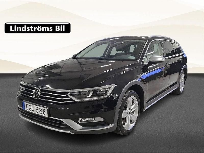 Begagnad VW Passat Alltrack 190 HK (139 kW) 2018 Svart Kombi