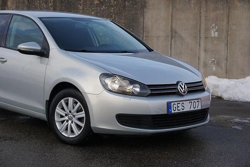 Begagnad VW Golf VI 122 HK (89 kW) 2009 Grå Halvkombi
