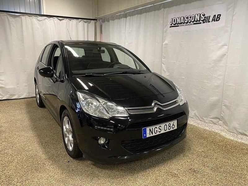Svart Begagnad 2016 Citroën C3 Halvkombi | 69 000 kr (Lite dyr) - Bild 1/4