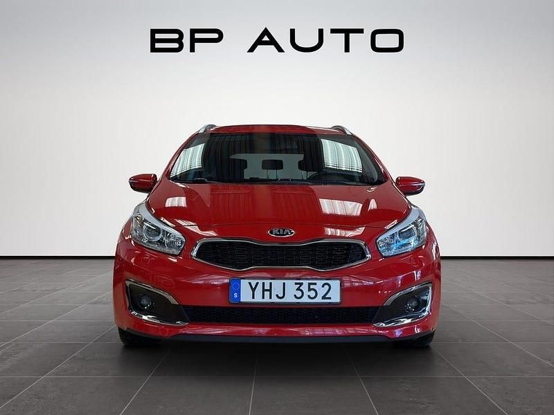 Begagnad Kia Ceed Sportswagon 135 HK (99 kW) 2016 Röd Kombi
