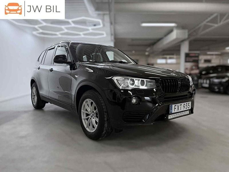 Svart Begagnad 2015 BMW X3 SUV | 139 900 kr (Marknadspris) - Bild 1/4