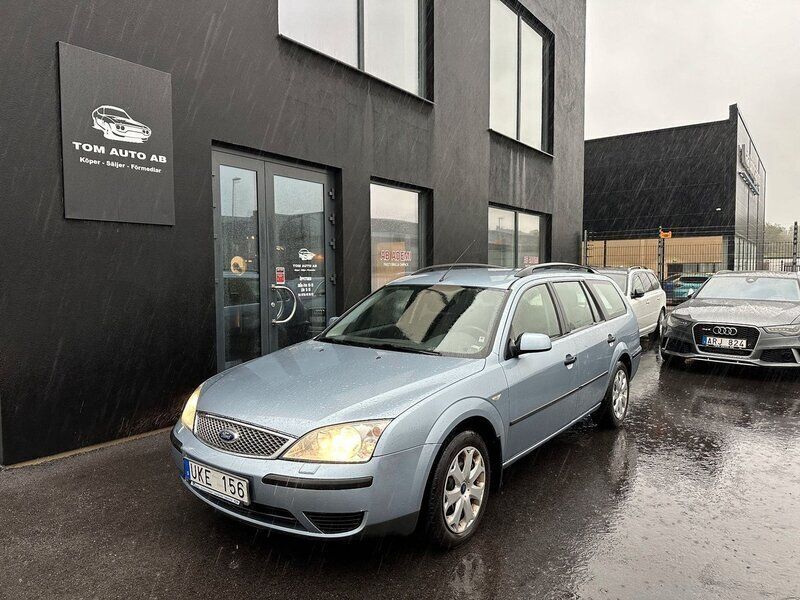 Ljusblå Begagnad 2003 Ford Mondeo Kombi | 20 000 kr (Lite dyr) - Bild 1/4