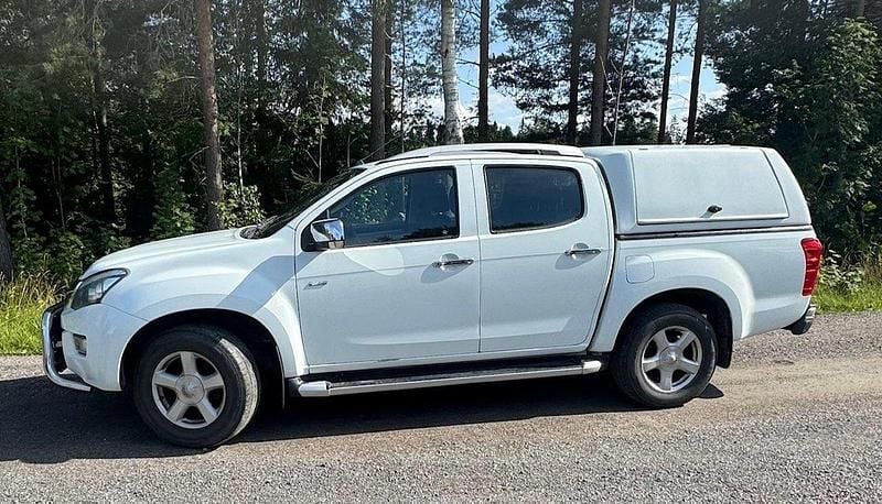 Vit Begagnad 2014 Isuzu D-Max Pickup | 175 000 kr (Marknadspris) - Bild 1/4