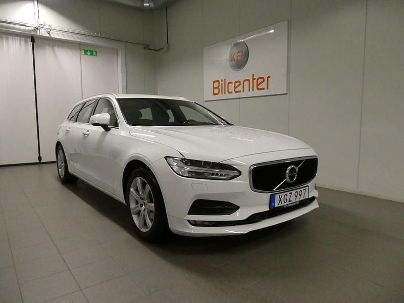 Vit Begagnad 2018 Volvo V90 Kombi | 229 900 kr (Marknadspris) - Bild 1/4