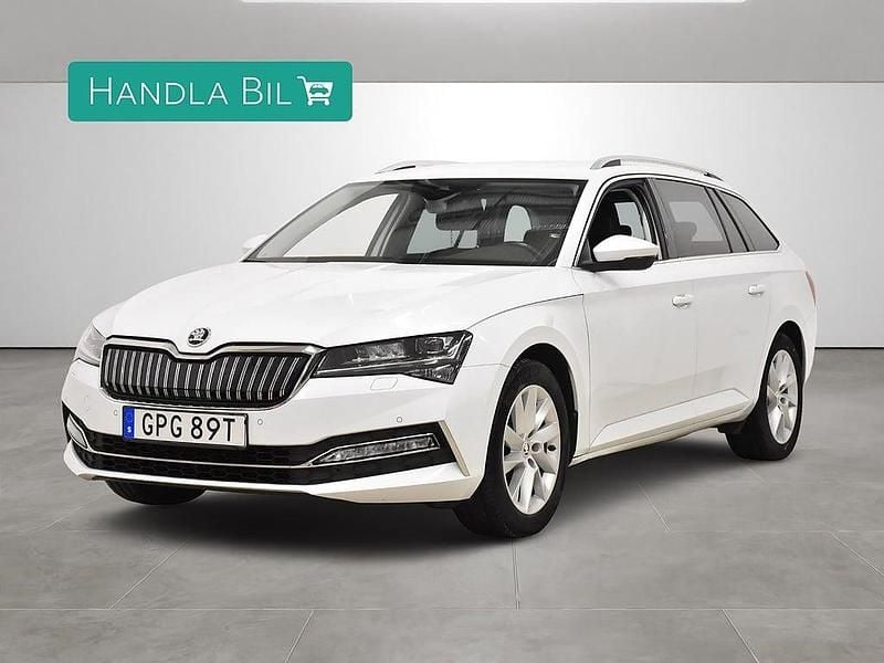 Vit Begagnad 2021 Skoda Superb Business Line Kombi | 239 000 kr (Bra pris) - Bild 1/4