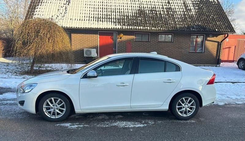 Begagnad Volvo S60 163 HK (119 kW) 2011 Sedan