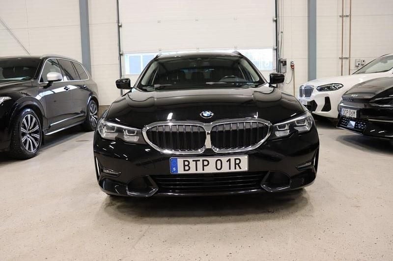 Begagnad BMW 320 Sport Line 190 HK (139 kW) 2021 Svart Kombi