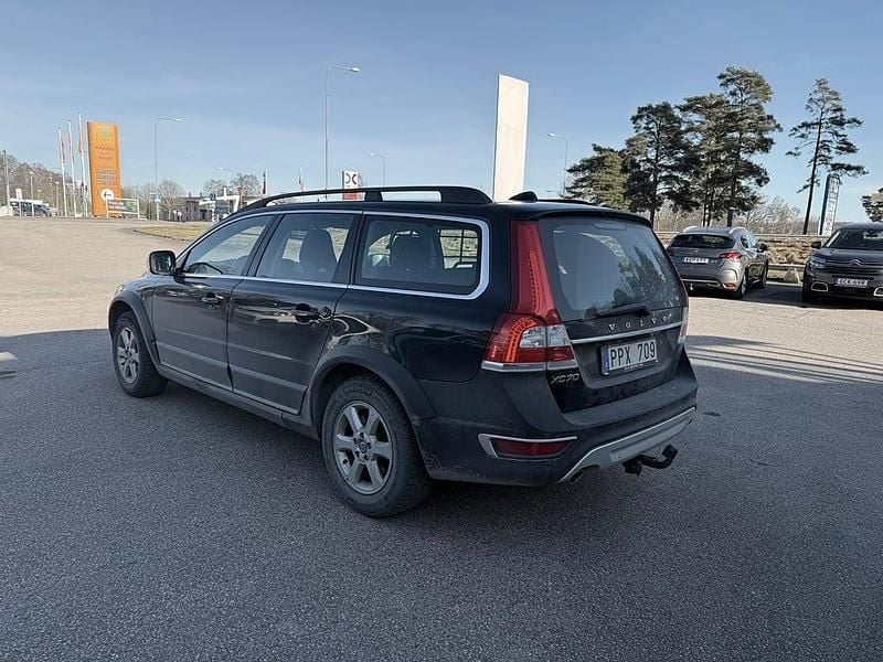 Begagnad Volvo XC70 Momentum 163 HK (119 kW) 2013 Svart Kombi
